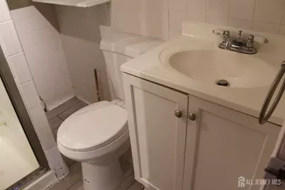 82 Washington Avenue, Iselin, NJ 08830 - Photo 20