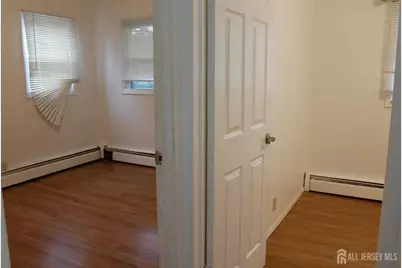 82 Washington Avenue, Iselin, NJ 08830 - Photo 14