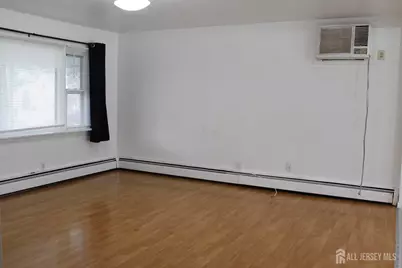 82 Washington Avenue, Iselin, NJ 08830 - Photo 18
