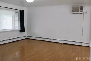 82 Washington Ave, Iselin, NJ 08830 - Photo 18