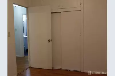 82 Washington Avenue, Iselin, NJ 08830 - Photo 16