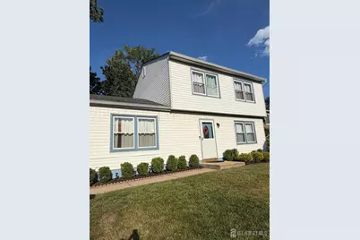 36 Netherwood Circle, Edison, NJ 08820 - Photo 2