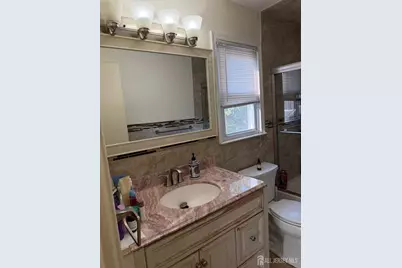 36 Netherwood Circle, Edison, NJ 08820 - Photo 12