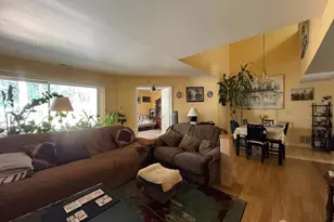 37 Aspen Ave, Englishtown, NJ 07726 - Photo 4