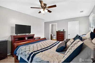 248 Alpine Way #B, Woodbridge Township, NJ 07095 - Photo 10
