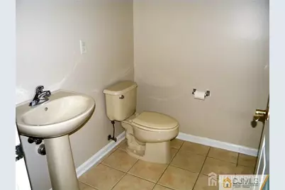 106 Sayreville Boulevard S, Sayreville, NJ 08872 - Photo 10