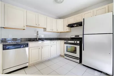 1054 Morning Glory Drive, Monroe Township, NJ 08831 - Photo 8