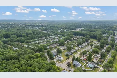 40 Staghorn Drive, North Brunswick Township, NJ 08902 - Photo 52