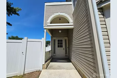 9 Mockingbird Lane, South Brunswick Township, NJ 08810 - Photo 2