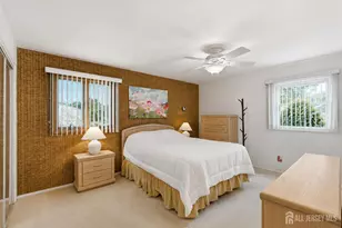 10 Tyroler Ct, Edison, NJ 08820 - Photo 18