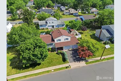 10 Tyroler Court, Edison, NJ 08820 - Photo 34