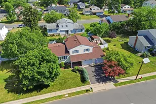 10 Tyroler Ct, Edison, NJ 08820 - Photo 34