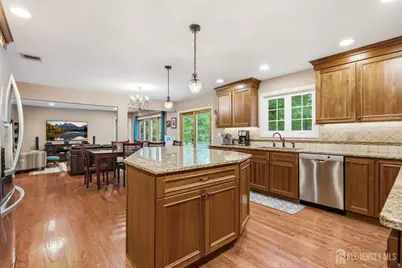 4 Woodruff Road, Edison, NJ 08820 - Photo 16