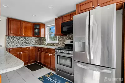 3 N Smith Street N, Avenel, NJ 07001 - Photo 18