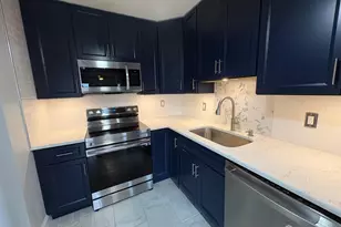 10 N Wood Ave, Linden, NJ 07036 - Photo 2