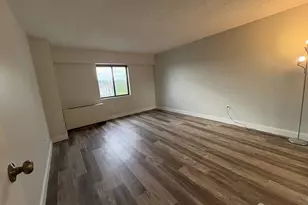 10 N Wood Ave, Linden, NJ 07036 - Photo 6