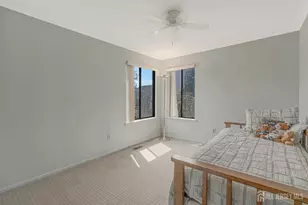 12 Carriage Pl, Edison, NJ 08820 - Photo 20