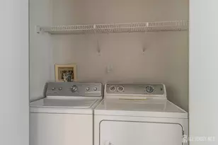 12 Carriage Pl, Edison, NJ 08820 - Photo 22