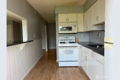 99 Brookview Circle, Jamesburg, NJ 08831 - Photo 6