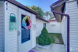 84B Chatham Dr, Monroe Township, NJ 08831 - Photo 4