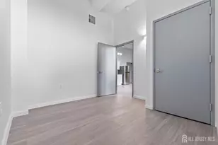 226 New Brunswick Ave, Perth Amboy, NJ 08861 - Photo 2