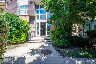 1005 Hidden Village Drive, Perth Amboy, NJ 08861 - Photo 22