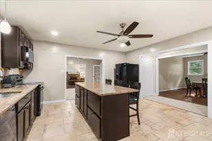 4 Orchard Ave, Bordentown Twp, NJ 08505 - Photo 4
