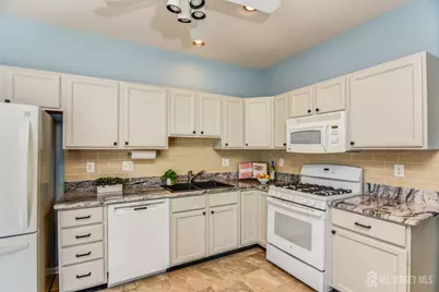 612 Harrier Drive, Monroe Township, NJ 08831 - Photo 8
