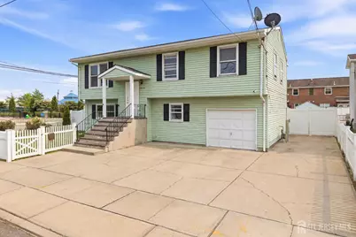 42 Mercer Street, Carteret, NJ 07008 - Photo 2