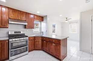 28 St Ann St, Carteret, NJ 07008 - Photo 8