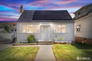 28 St Ann St, Carteret, NJ 07008 - Photo 2