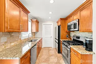 110 W Francis St, Iselin, NJ 08830 - Photo 6