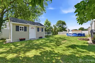 110 W Francis St, Iselin, NJ 08830 - Photo 20