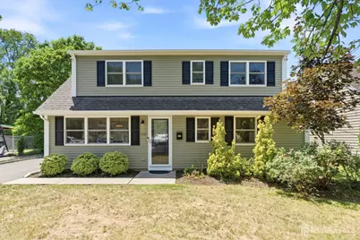 110 W Francis Street, Iselin, NJ 08830 - Photo 2