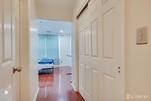 525 Waterford Dr, Edison, NJ 08817 - Photo 20
