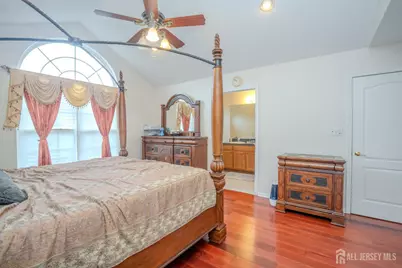 1101 Cottonwood Court, North Brunswick Township, NJ 08902 - Photo 18