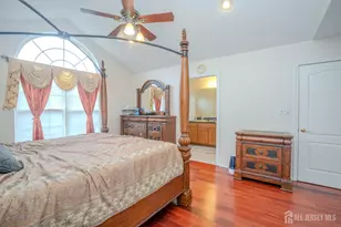 1101 Cottonwood Ct, North Brunswick Township, NJ 08902 - Photo 18