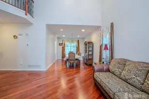 1101 Cottonwood Ct, North Brunswick Township, NJ 08902 - Photo 4