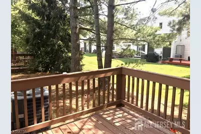 173 Jordans Circle, Franklin Township, NJ 08873 - Photo 6