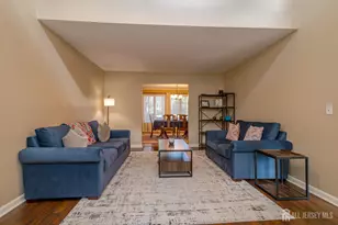 9 Mission Hills Rd, Clinton Township, NJ 08801 - Photo 4