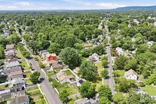 1852 W 5th St, Piscataway Township, NJ 08854 - Photo 40