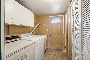 1852 W 5th St, Piscataway Township, NJ 08854 - Photo 20