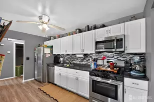 1008 Cricket Ln, Woodbridge Township, NJ 07095 - Photo 6