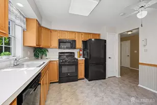 13 Ashbourne Dr, Monroe Township, NJ 08831 - Photo 16