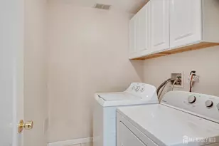201 Waldorf Dr, South Brunswick Township, NJ 08540 - Photo 40