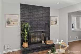 27 Davids Ct, South Brunswick Township, NJ 08810 - Photo 6