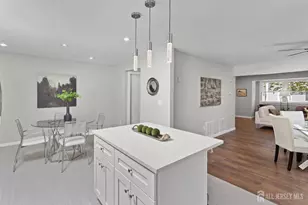 27 Davids Ct, South Brunswick Township, NJ 08810 - Photo 14