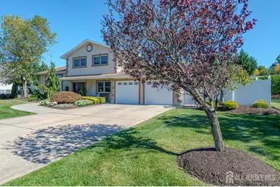 38 Holly Drive, Sayreville, NJ 08859 - Photo 2