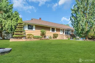 77 Michael Rd, Spotswood, NJ 08884 - Photo 2