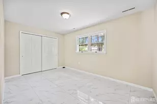 333 Green St, Old Bridge Township, NJ 08857 - Photo 16